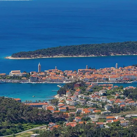 Awesome In Rab With Wifi Appartamento